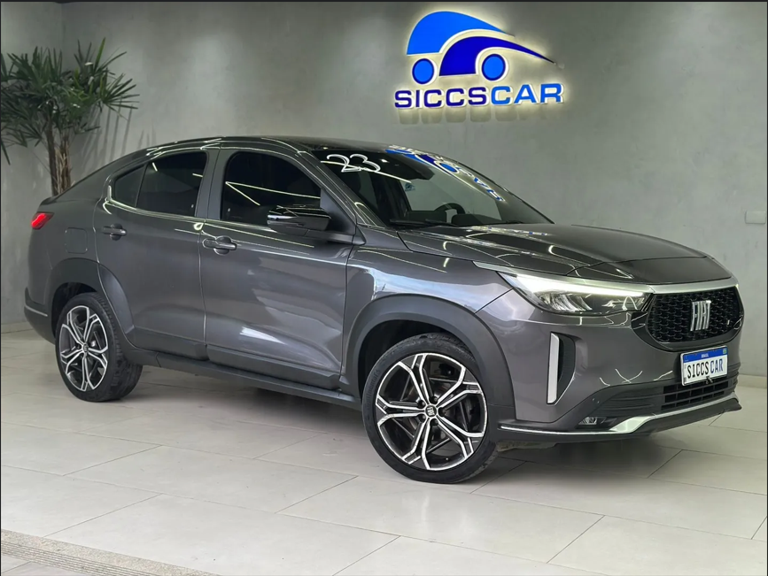 Fiat Fastback no showroom SICCS CAR
